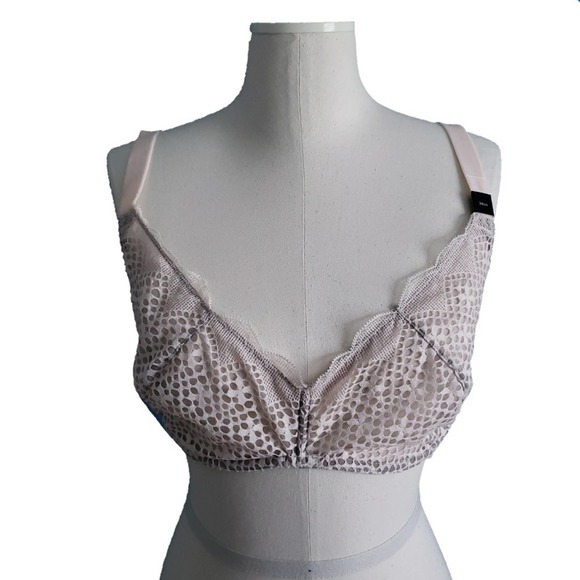 Victoria’s Secret Very Sexy Scoop Neck Bra - Picture 1 of 7